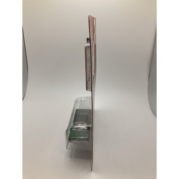 Johnny Lightning Die Cast Car 1967 Plymouth GTX Green 2004 - Picture 3 of 4